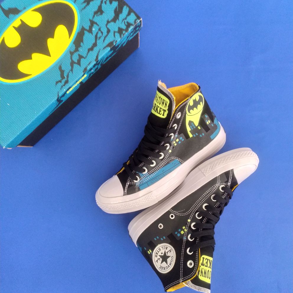 batman chinatown market converse