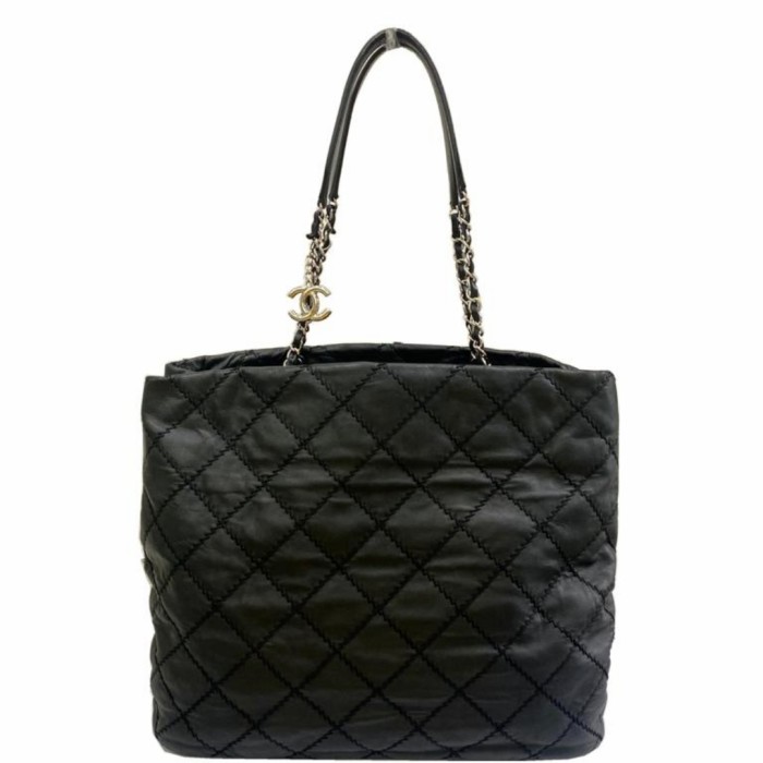 chanel quilted tote bag