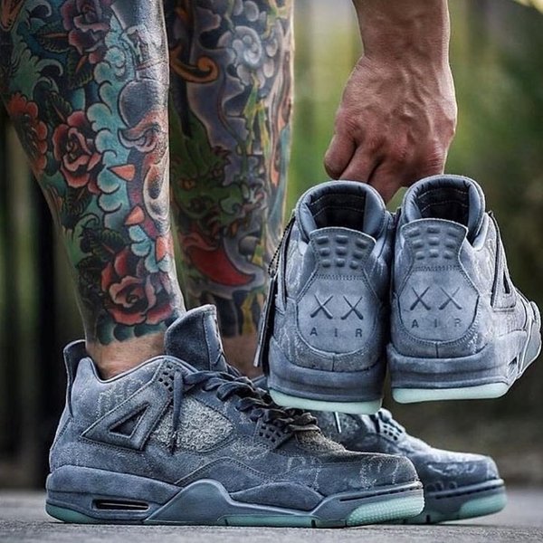 the kaws air jordan 4