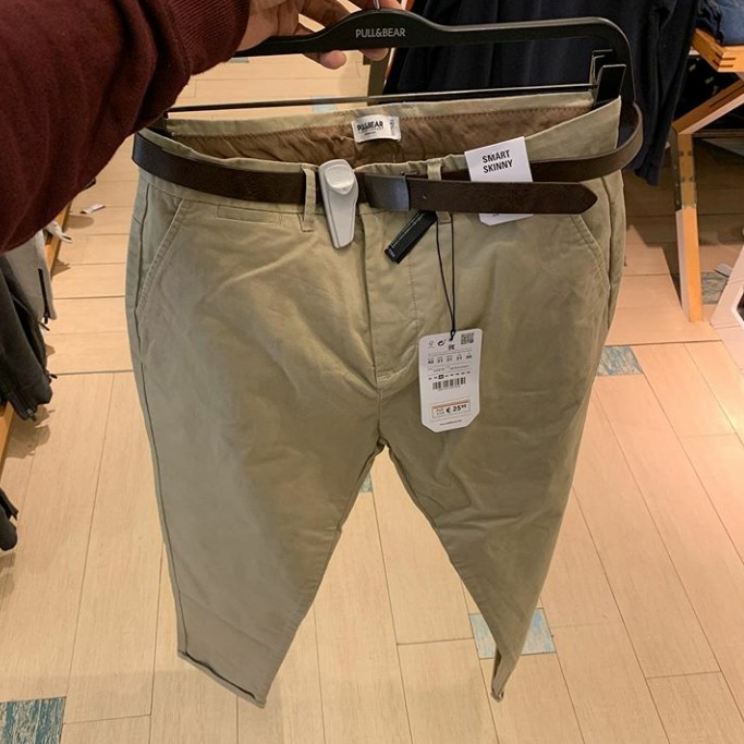 Harga Pull AND Bear Celana Chino 