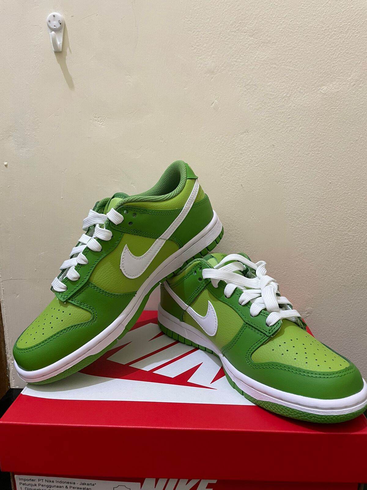 nike dunk grinch