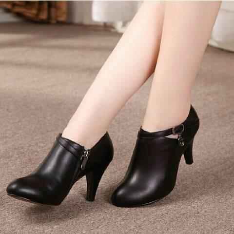 sepatu boot heels