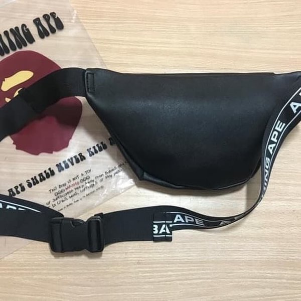 harga waist bag a bathing ape original