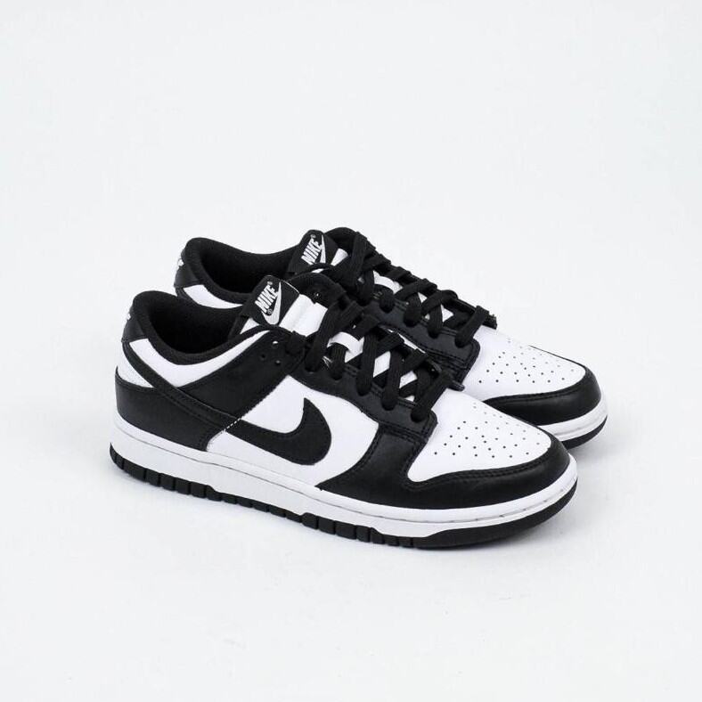 dunk nike black white