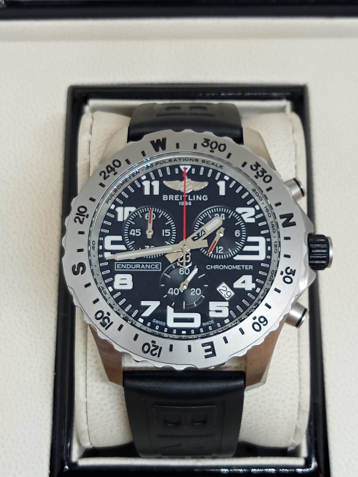 Harga Breitling JAM Tangan Terbaru Juni 2022 | BigGo Indonesia