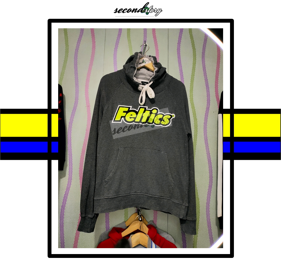 gucci mickey mouse green sweater