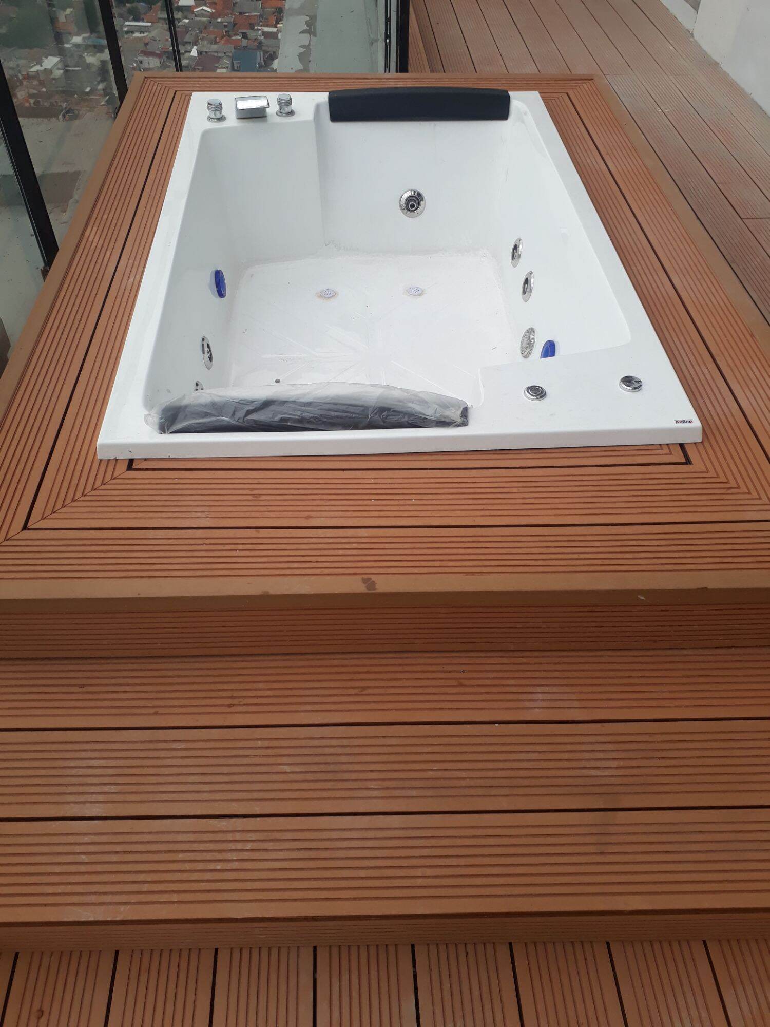 Harga Jacuzzi Terbaru November 2022 BigGo Indonesia