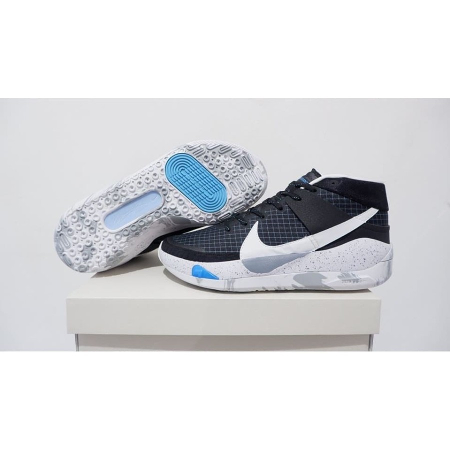 kd 13 black