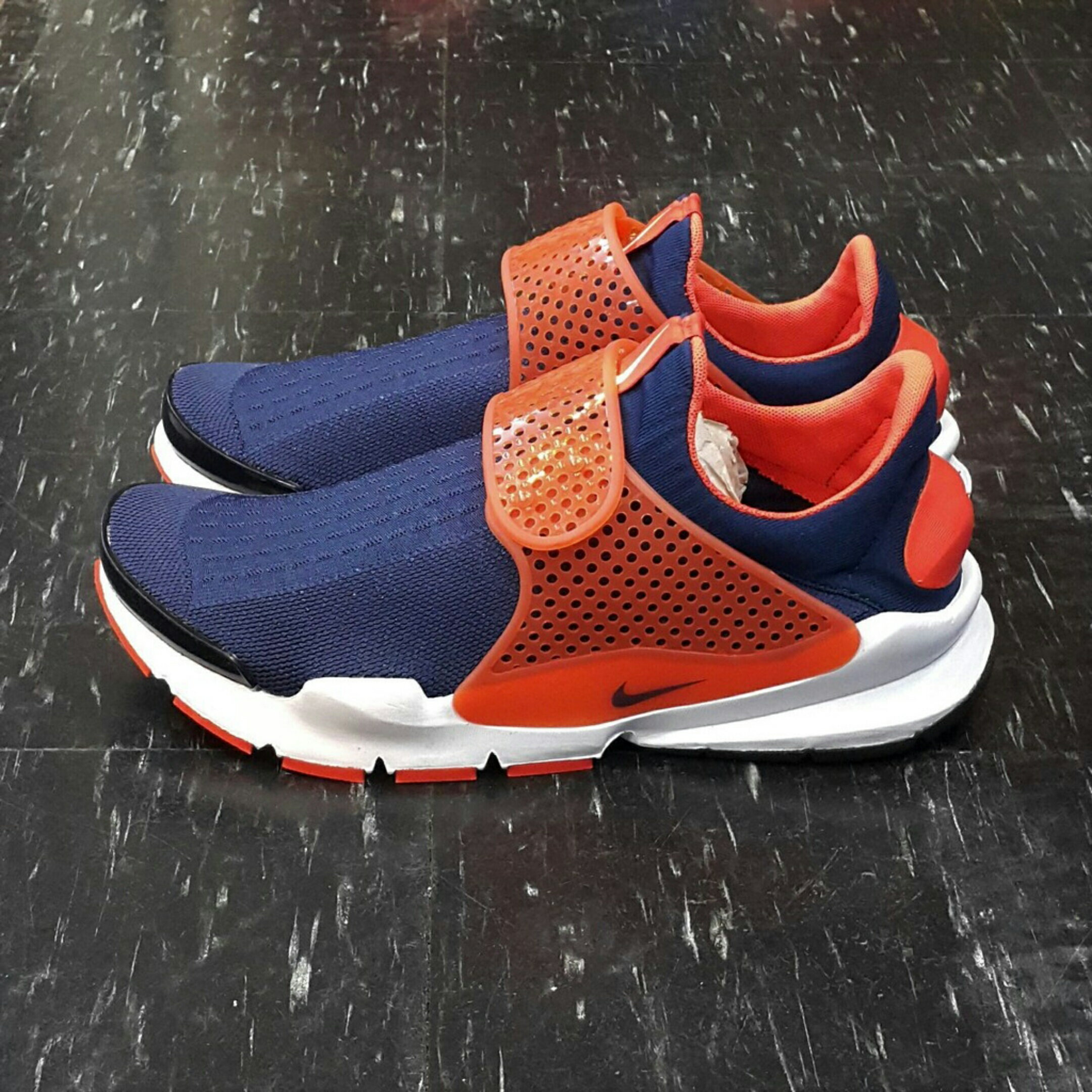 nike sock dart 蓝色 橘色 蓝橘 蓝袜 蓝橘 编织 袜套 袜子 沙大 慢跑