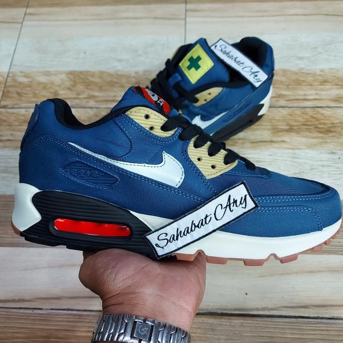 city to the world air max