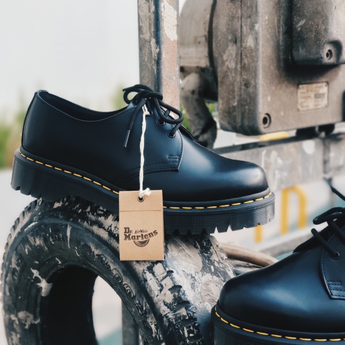 dr martens 1461 bex black