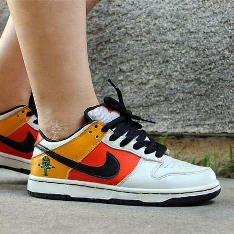 Harga Sb Dunk Raygun Terbaru Juni 2022 