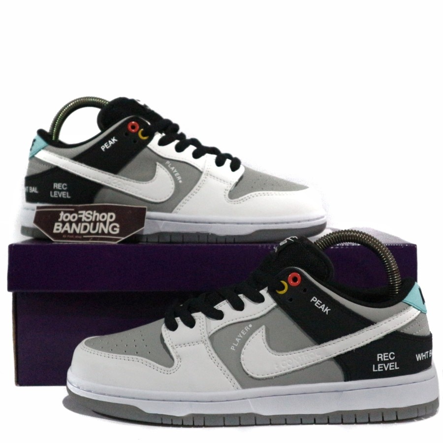 nike sb dunk gray