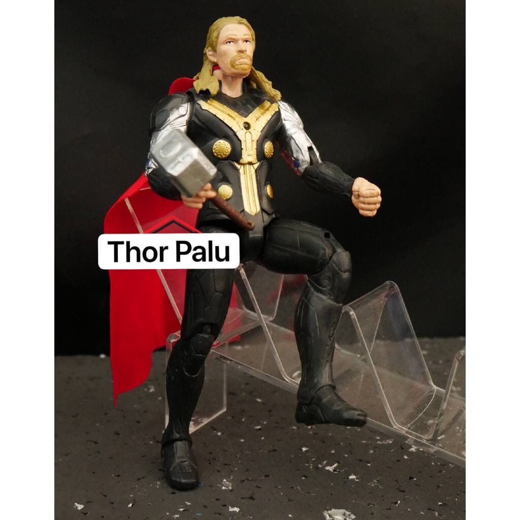 thor hammer figure