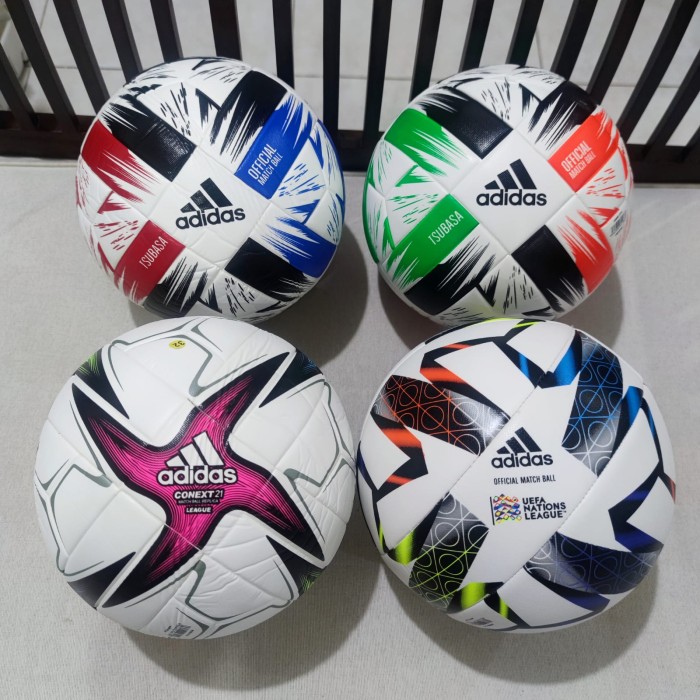 Harga Bola Kaki Adidas Uniforia Terbaru Mei 2022 | BigGo Indonesia