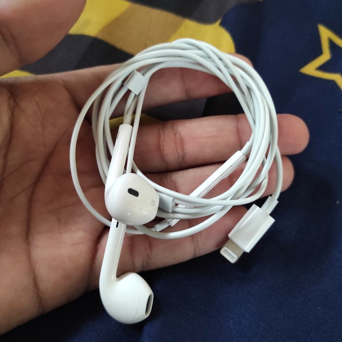 harga headset iphone 11 ibox