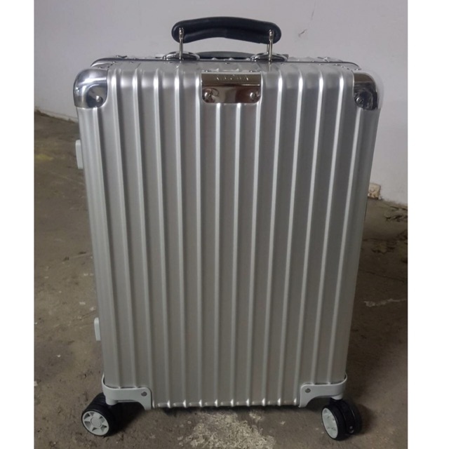 ซ อ Rimowa Classic ราคาด ส ด Biggo