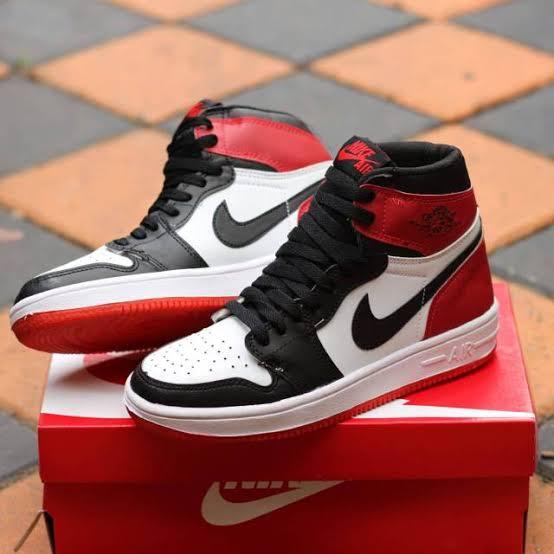 Harga Jordan Merah KW Terbaru Juni 2022 