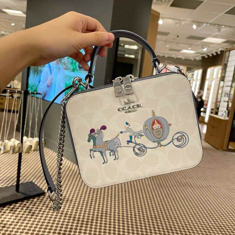 coach cinderella wallet